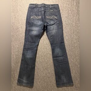 Cowgirl Tuff Jeans Womens W31 L35 blue Mid Rise Boot Barbwire Pockets western